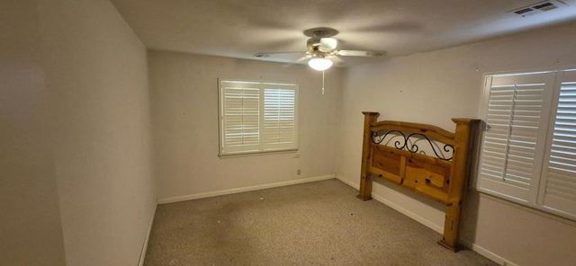 1032 9th Street, Los Banos, CA 93635