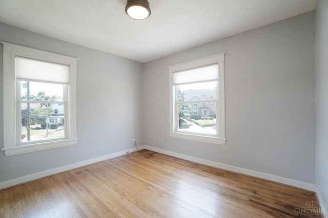 2806 Madison Road, Cincinnati, OH 45209