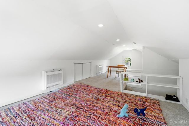2806 Madison Road, Cincinnati, OH 45209