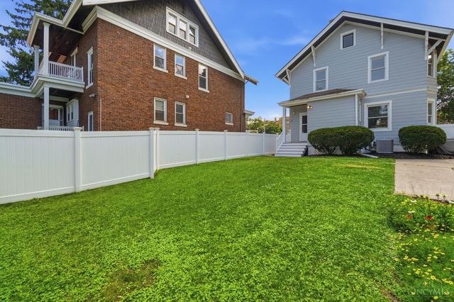 2806 Madison Road, Cincinnati, OH 45209