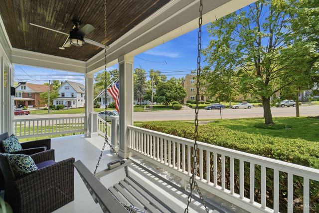 2806 Madison Road, Cincinnati, OH 45209