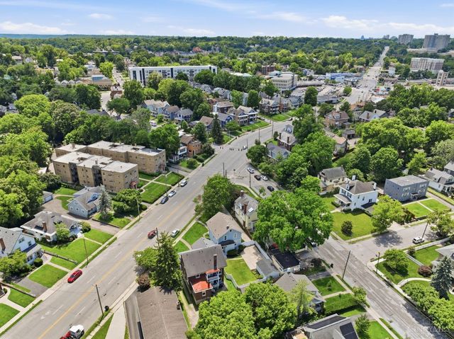 2806 Madison Road, Cincinnati, OH 45209
