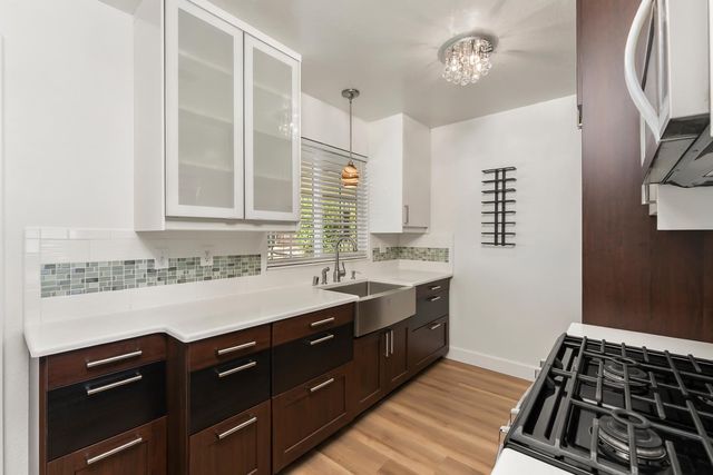 8161 Kaula Dr, Fair Oaks, CA 95628