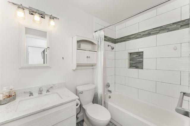 8161 Kaula Dr, Fair Oaks, CA 95628