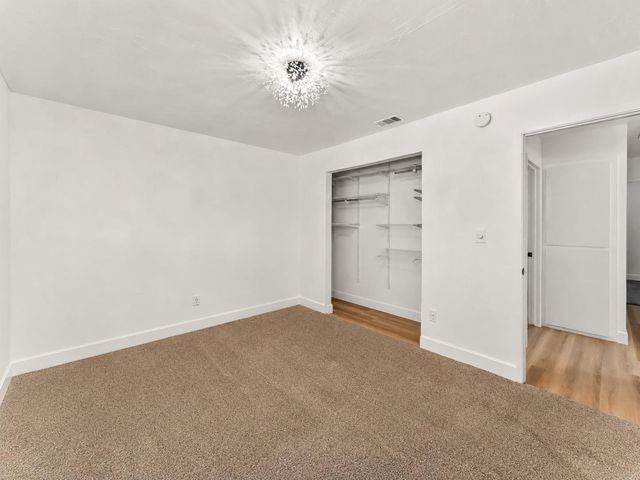 8161 Kaula Dr, Fair Oaks, CA 95628