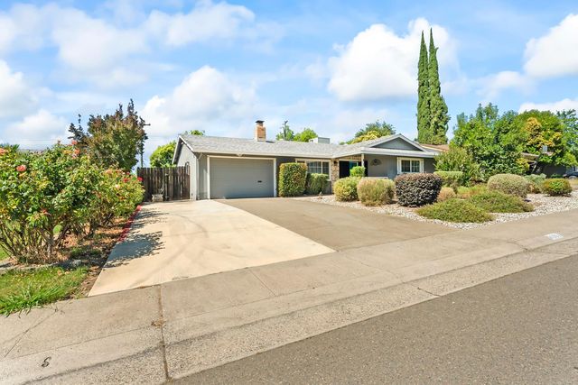 8161 Kaula Dr, Fair Oaks, CA 95628