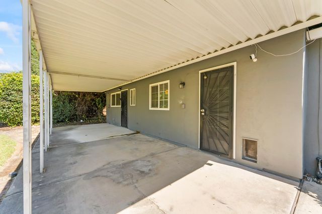 8161 Kaula Dr, Fair Oaks, CA 95628