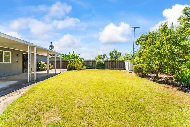 8161 Kaula Dr, Fair Oaks, CA 95628
