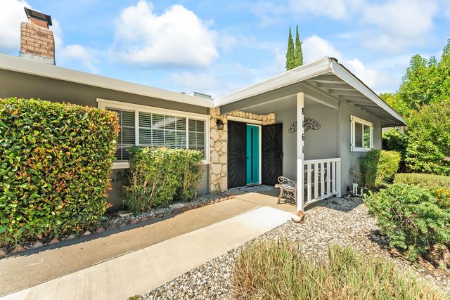 8161 Kaula Dr, Fair Oaks, CA 95628
