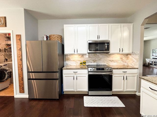 15903 Silver Rose, Selma, TX 78154