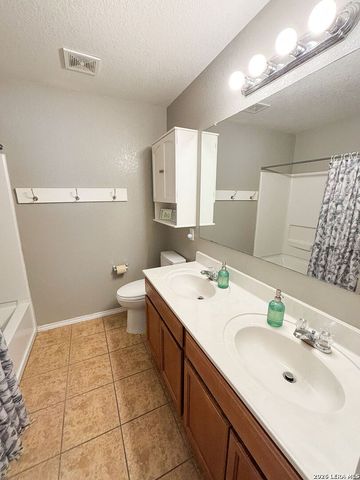 15903 Silver Rose, Selma, TX 78154