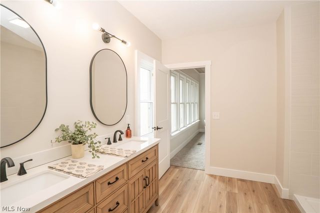 1940 Canton Road, Akron, OH 44312