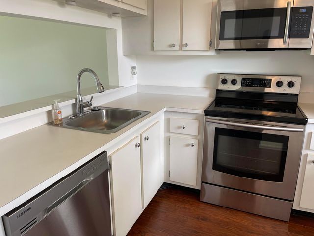 7149 Golf Colony Court 203, Lake Worth, FL 33467
