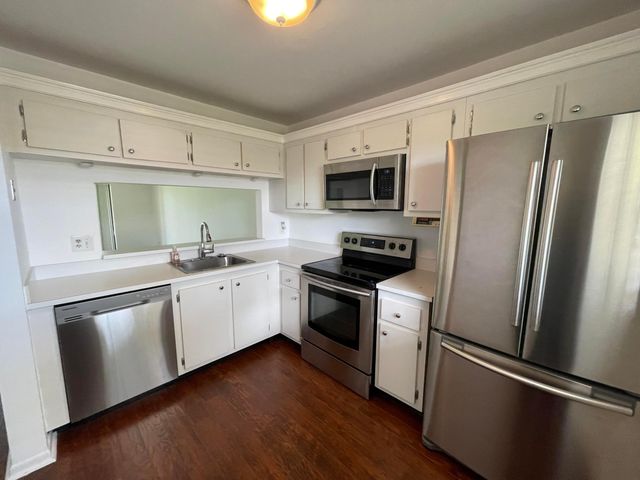 7149 Golf Colony Court 203, Lake Worth, FL 33467