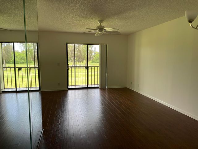 7149 Golf Colony Court 203, Lake Worth, FL 33467