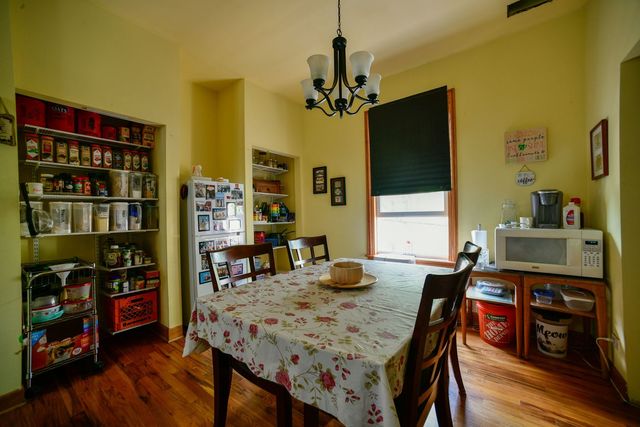 4158 S Campbell Avenue, Chicago, IL 60632