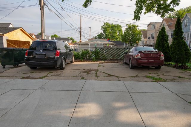 4158 S Campbell Avenue, Chicago, IL 60632