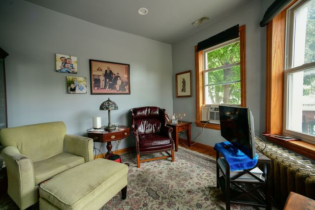 4158 S Campbell Avenue, Chicago, IL 60632