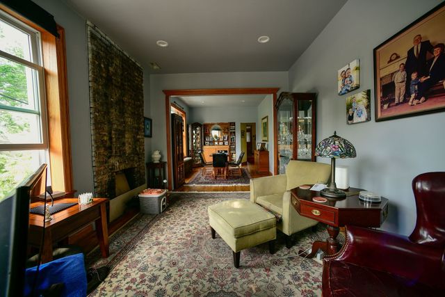 4158 S Campbell Avenue, Chicago, IL 60632