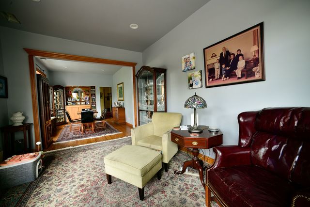 4158 S Campbell Avenue, Chicago, IL 60632