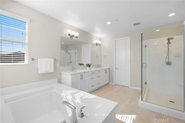 50 Jarano, Rancho Mission Viejo, CA 92694