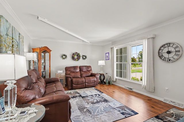3166 Columbine Drive, Saginaw, MI 48603