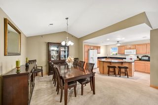12248 W Virginia CIRCLE #7, Franklin, WI 53132