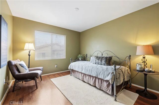 28940 Mirada Circulo, Valencia, CA 91354