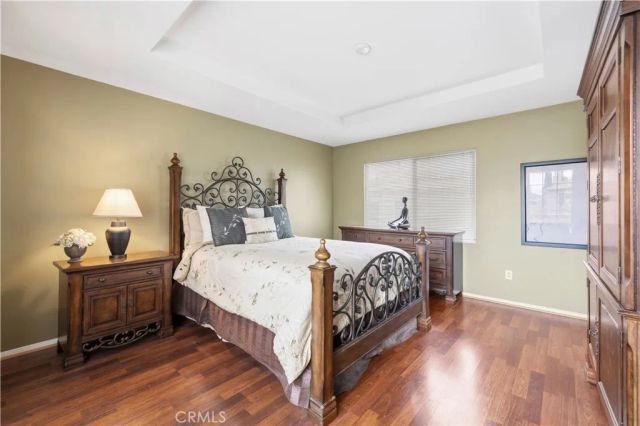 28940 Mirada Circulo, Valencia, CA 91354