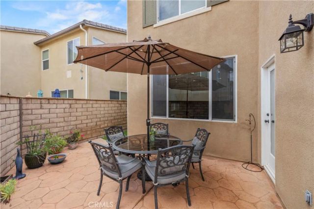 28940 Mirada Circulo, Valencia, CA 91354