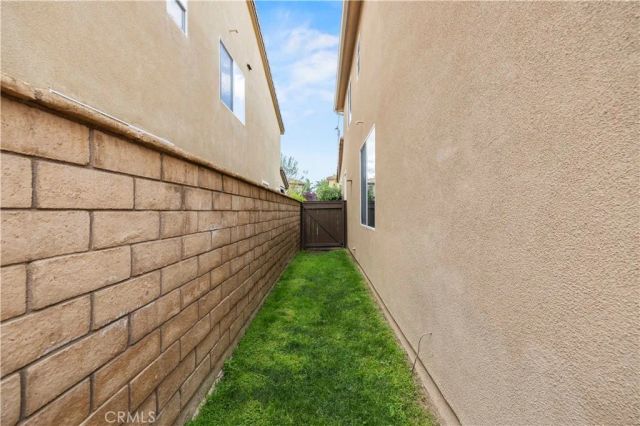 28940 Mirada Circulo, Valencia, CA 91354