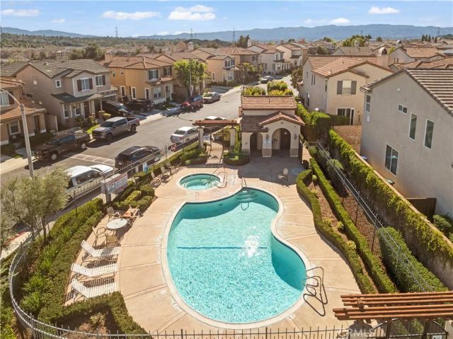 28940 Mirada Circulo, Valencia, CA 91354