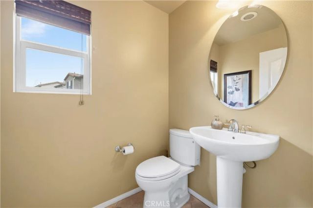 28940 Mirada Circulo, Valencia, CA 91354