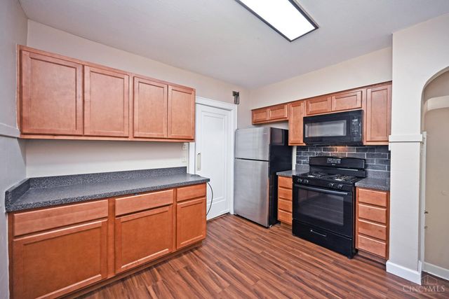 3955 Ardmore Avenue, Cincinnati, OH 45229