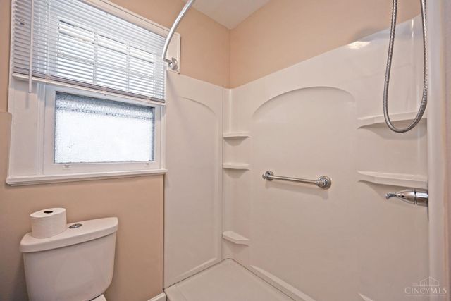 3955 Ardmore Avenue, Cincinnati, OH 45229