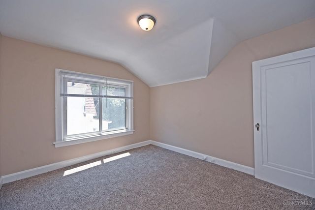 3955 Ardmore Avenue, Cincinnati, OH 45229