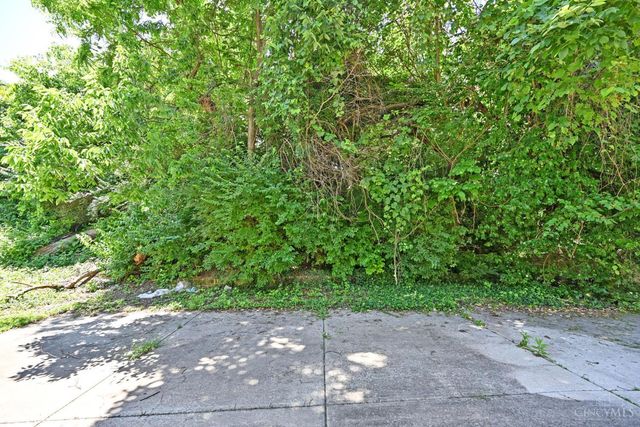 3955 Ardmore Avenue, Cincinnati, OH 45229
