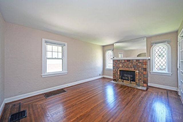 3955 Ardmore Avenue, Cincinnati, OH 45229