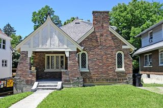 3955 Ardmore Avenue, Cincinnati, OH 45229