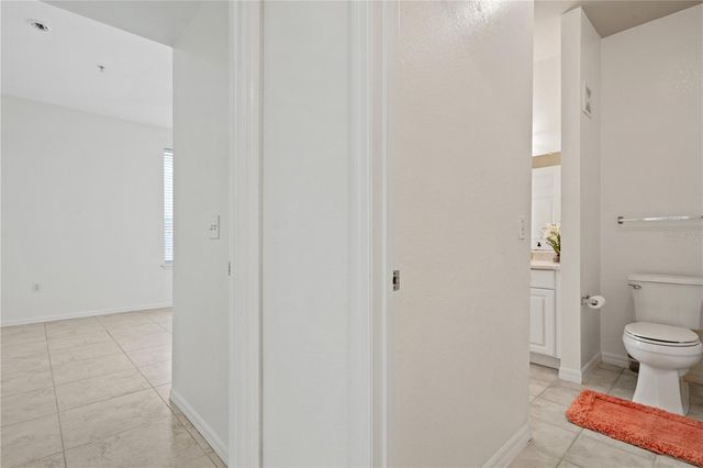5561 ROSEHILL ROAD 103, Sarasota, FL 34233