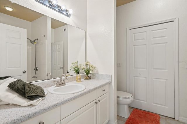 5561 ROSEHILL ROAD 103, Sarasota, FL 34233
