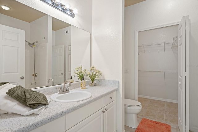 5561 ROSEHILL ROAD 103, Sarasota, FL 34233