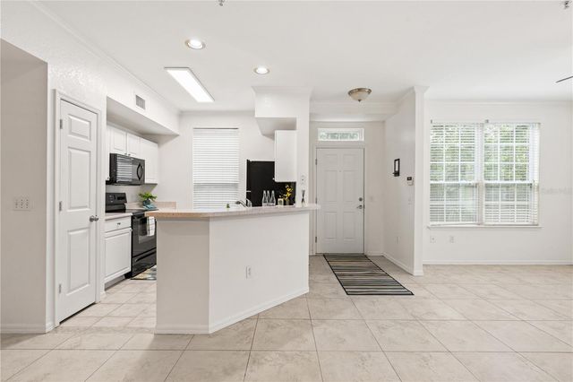 5561 ROSEHILL ROAD 103, Sarasota, FL 34233