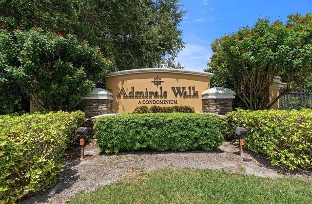 5561 ROSEHILL ROAD 103, Sarasota, FL 34233
