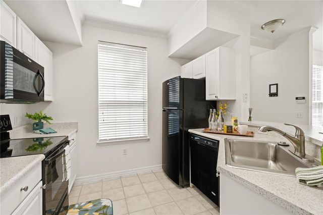 5561 ROSEHILL ROAD 103, Sarasota, FL 34233