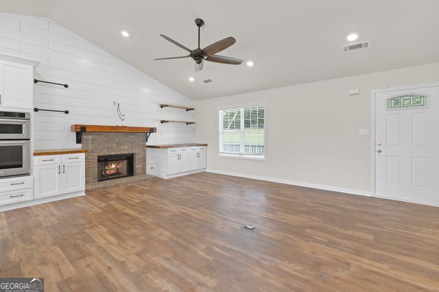 1214 Roxey Maxey Road, Winder, GA 30680