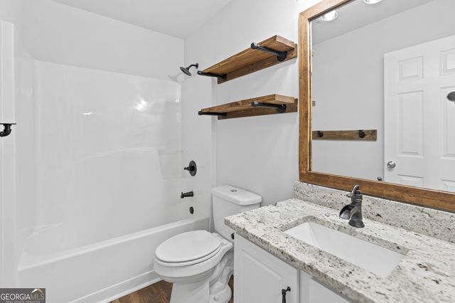 1214 Roxey Maxey Road, Winder, GA 30680