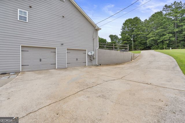 1214 Roxey Maxey Road, Winder, GA 30680