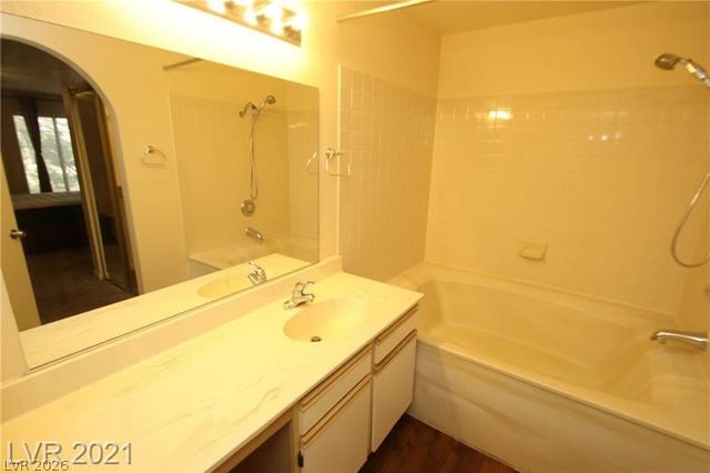 2200 South Fort Apache Road 2048, Las Vegas, NV 89117