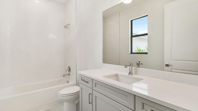13136 Alton Road, Palm Beach Gardens, FL 33418
